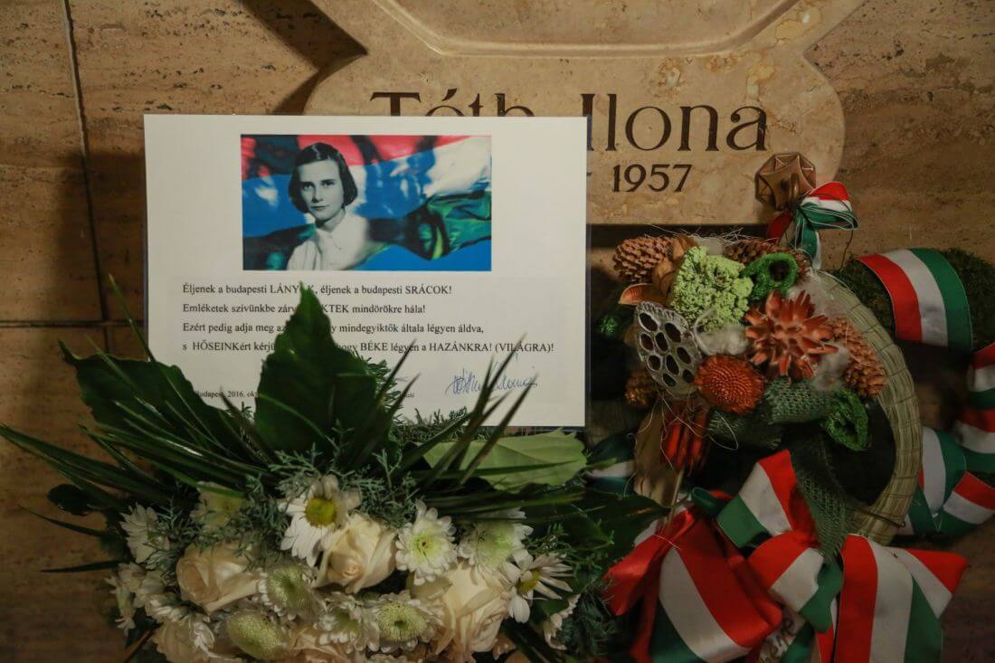 Magyar nők tisztelegtek a hős magyar orvostanhallgató előtt